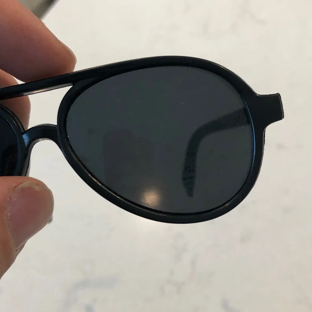 Classic Black Aviator Sunglasses